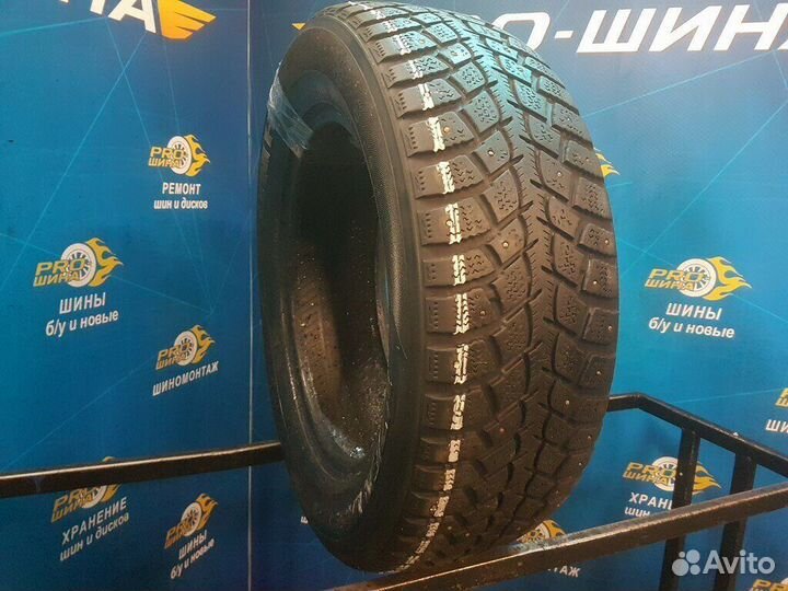 Kumho I'Zen Wis KW19 215/60 R16