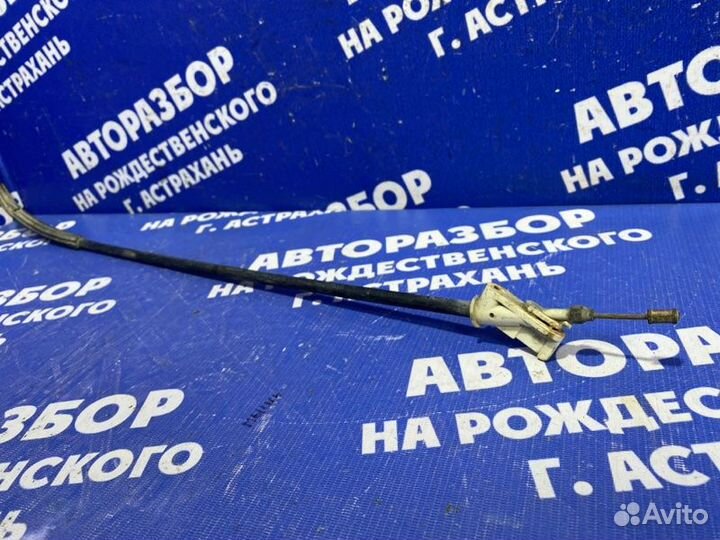 Трос ручника правый Ford Focus 2 седан 2007