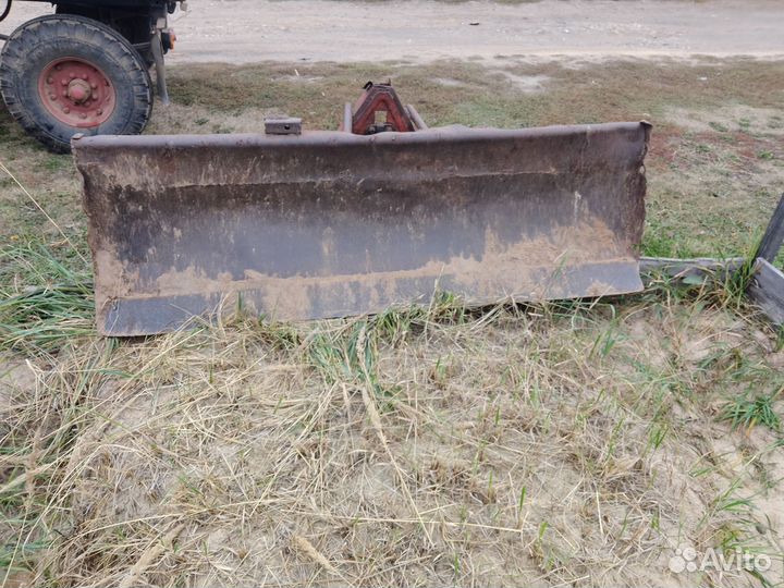 Отвал на мтз