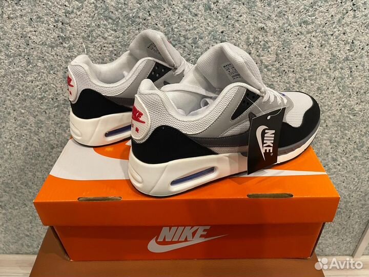 Модные кроссовки Nike (новые )