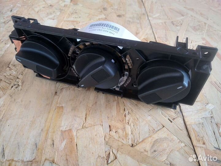 Блок управления печкой Passat b3 Golf3 (3 троса)