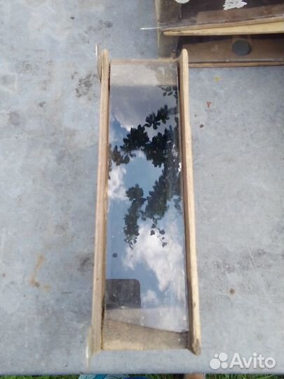 Пчеловодная кормушка поилка для пчёл навесная лот