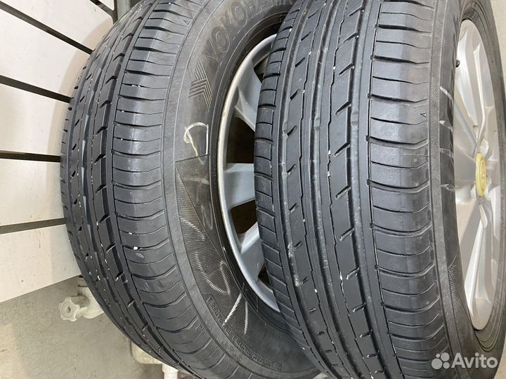 R16 Yokohama Bluearth ES32 205/55, PCD 5x114.3 DIA 75