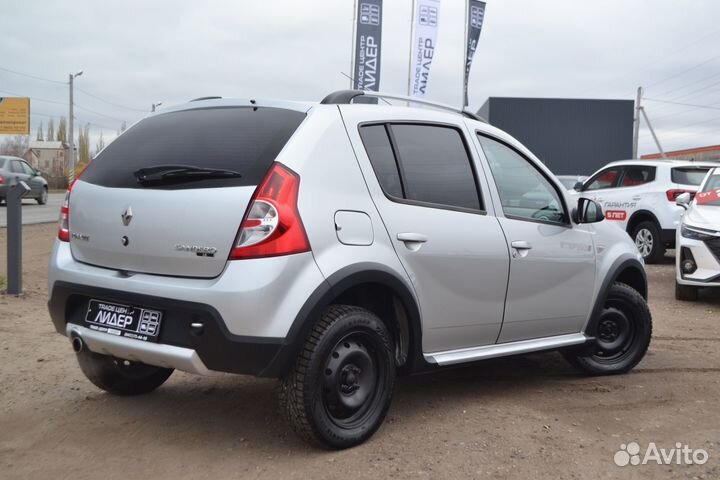 Renault Sandero Stepway 1.6 МТ, 2014, 76 906 км