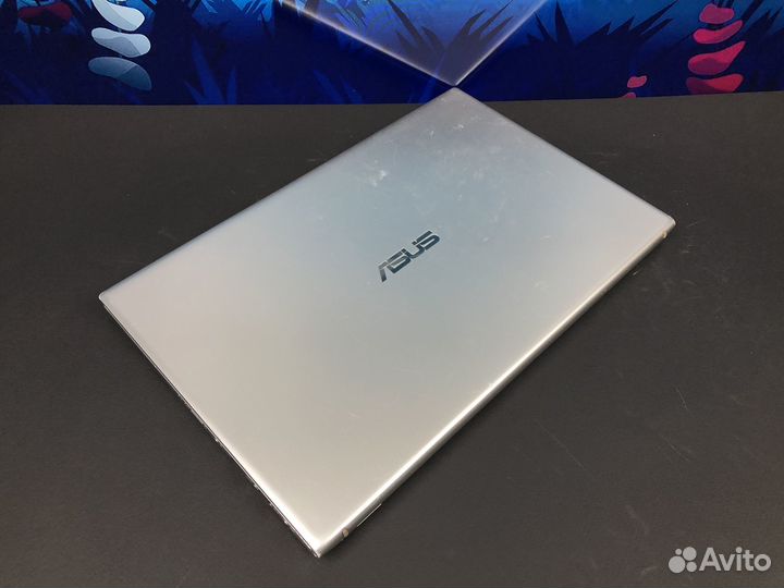 Ноутбук Asus/i3-7/ SSD 256Gb