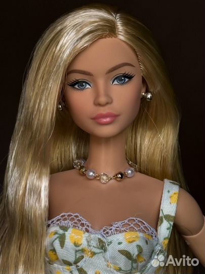 Барби Лина looks