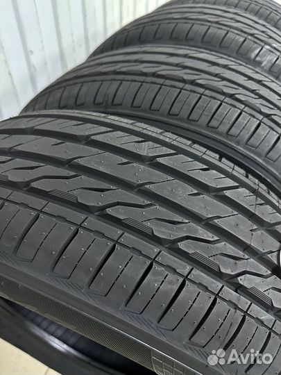 Landsail LS588 UHP 225/35 R20