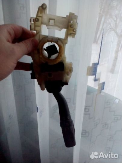 Переключатель света на Тойота Виста/камри