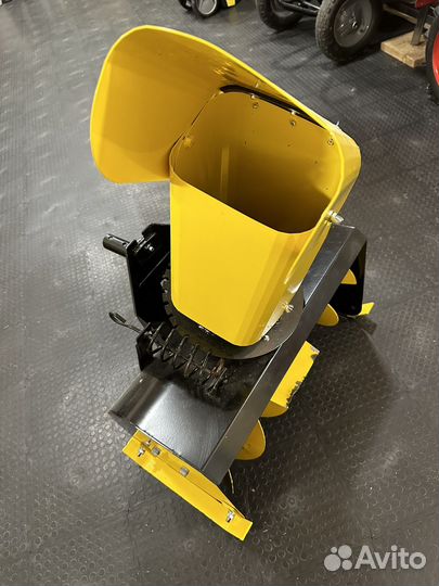 Снегоуборочная насадка на мотоблок