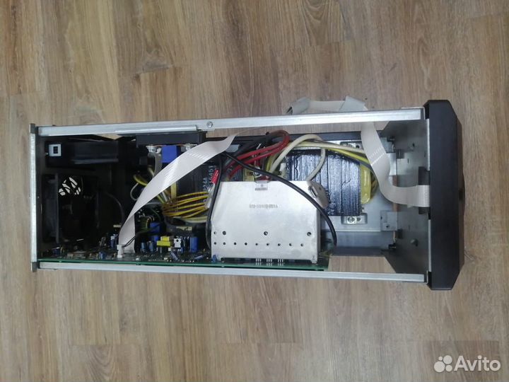Бп APC Smart-UPS 2200