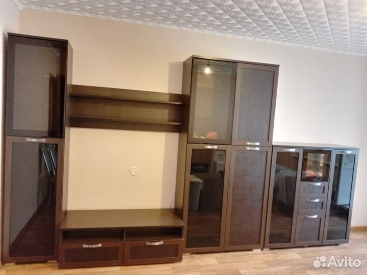 Стенка в гостиную бу