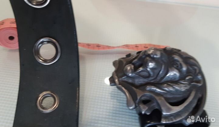 Ремень кожаный с пряжкой