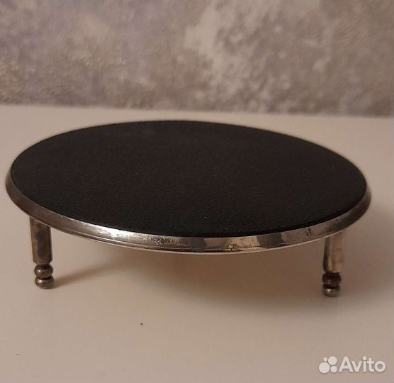 Подставка под горячее