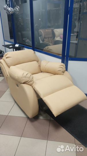 Кресло реклайнер новое в наличии