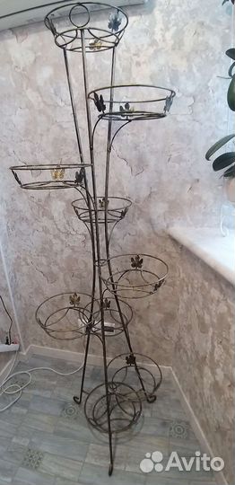 Подставка для цветов напольная металлическая