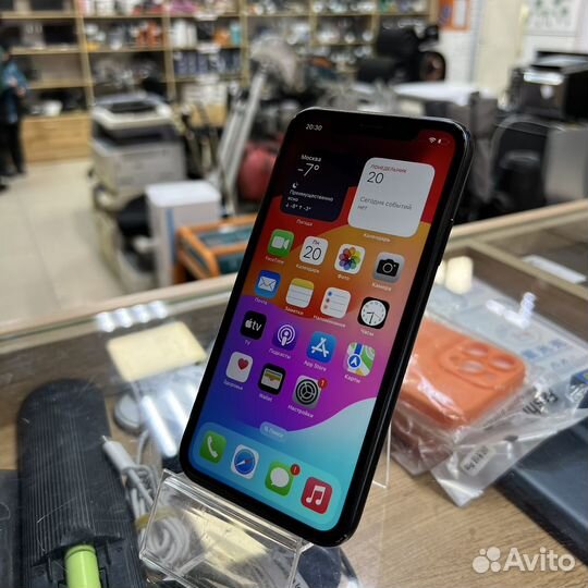 iPhone Xr, 64 ГБ