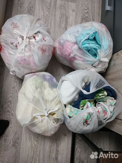 Вещи пакетом на девочку от 0 до 4 месяцев