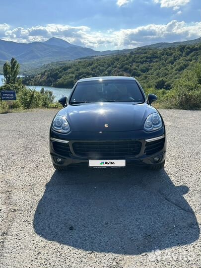 Porsche Cayenne, 2015
