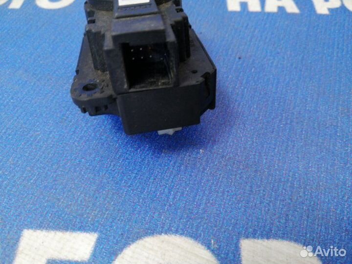 Моторчик заслонок отопителя Skoda Octavia A5