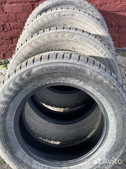 Nokian Tyres Hakkapeliitta 2 235/65 R17