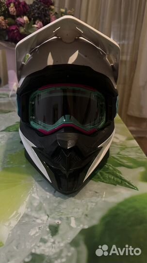 Мотошлем с очками