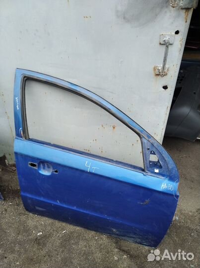 Дверь Шевроле Авео Т250 передняя правая