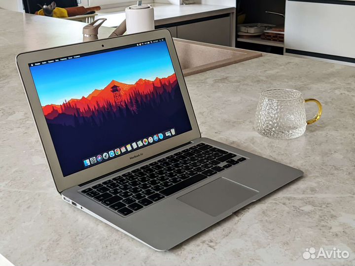 Apple MacBook Air 13 2014 г