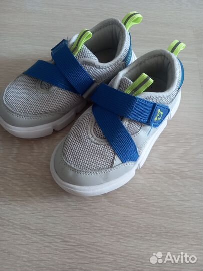 Кроссовки мальчику