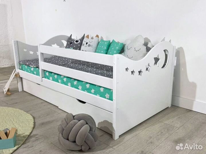 Детская односпальная кровать