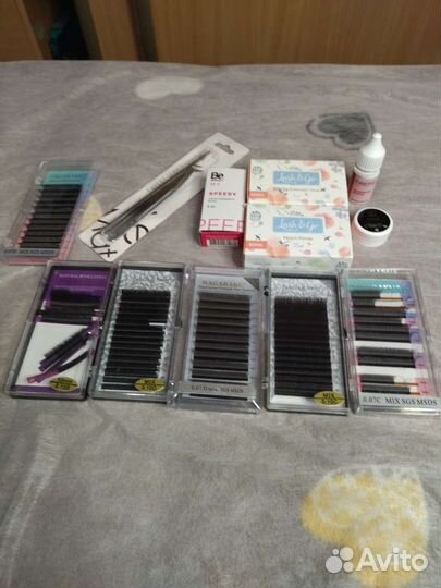 Для наращивания ресниц