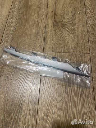 Оригинал молдинг решетки бампера BMW X5 E70 LCI