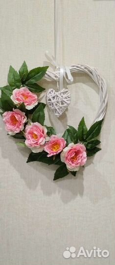 Венок декоративный