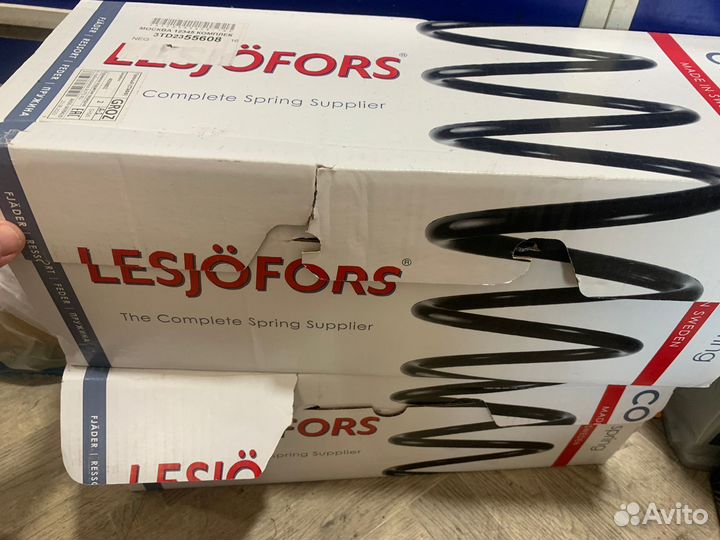 Новые пружины передние на Mercedes Vito 639