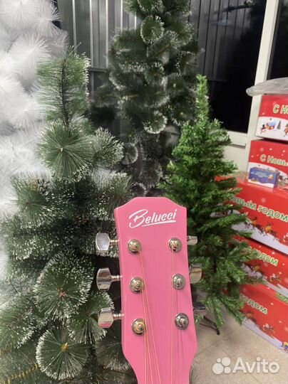 Акустическая гитара для девочек