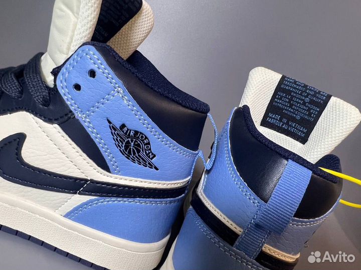 Кроссовки детские nike