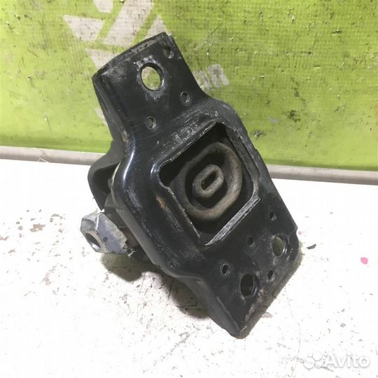 Опора двигателя правая Рено Меган 2