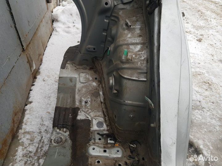 Крыло заднее левое Toyota Camry