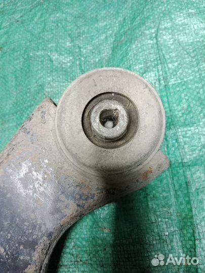 Jaguar x type рычаг передний правый