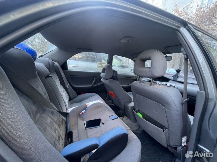 Mazda 626 2.0 МТ, 1994, 176 000 км