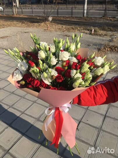 Доставка цветов и букетов в Волгограде