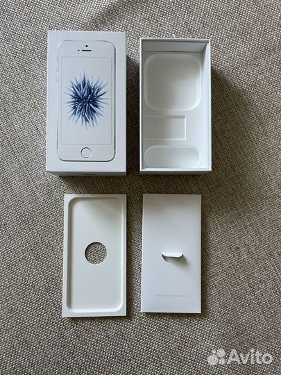 Коробка от iPhone 5 se