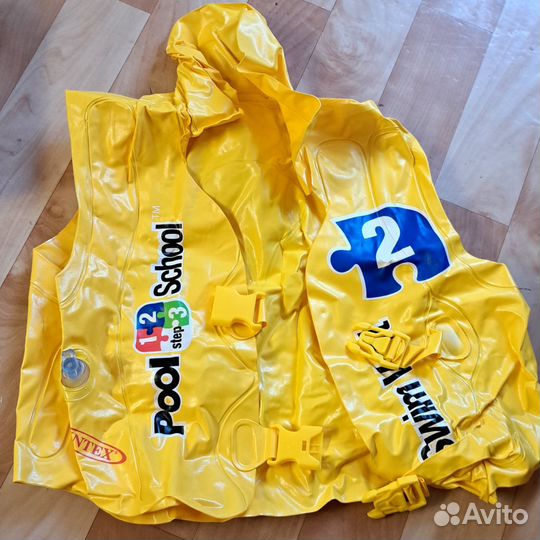 Круг для купания, нарукавники, круг-ходунки,жилет