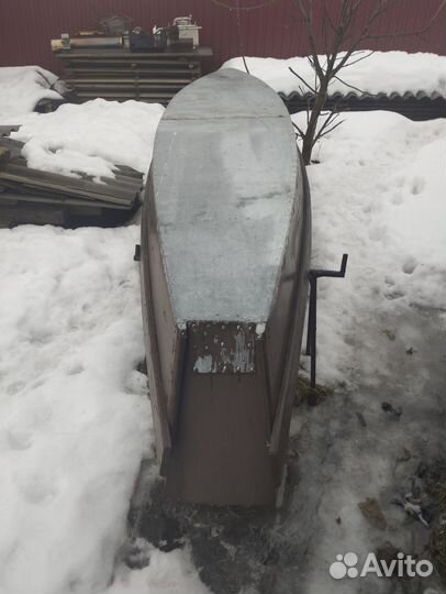 Лодка новая, после постройки не использовалась