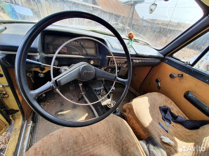 ИЖ 2125 1.5 МТ, 1978, 645 212 км