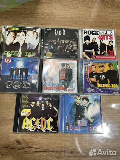 Западный и русский рок на кассетах