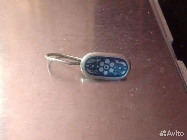 Одна серьга серебро 875 проба