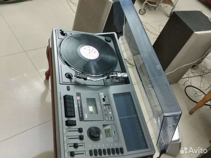 Sharp Panasonic sony