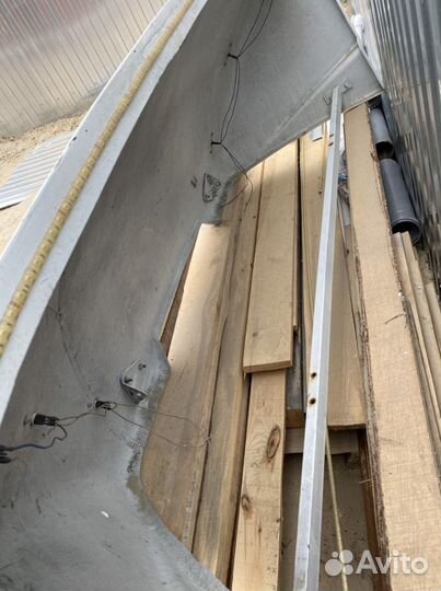 Спойлер на крышу