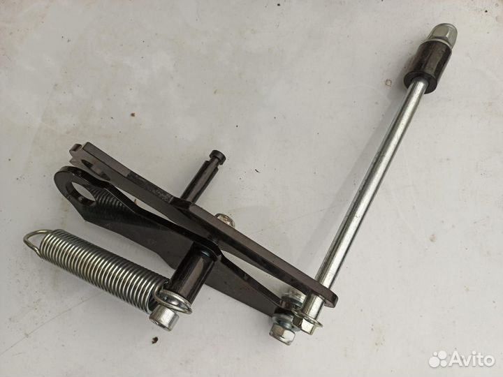 Центральная подножка на Хонда Варадеро XL1000