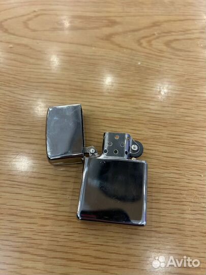 Зажигалка зипа бензиновая